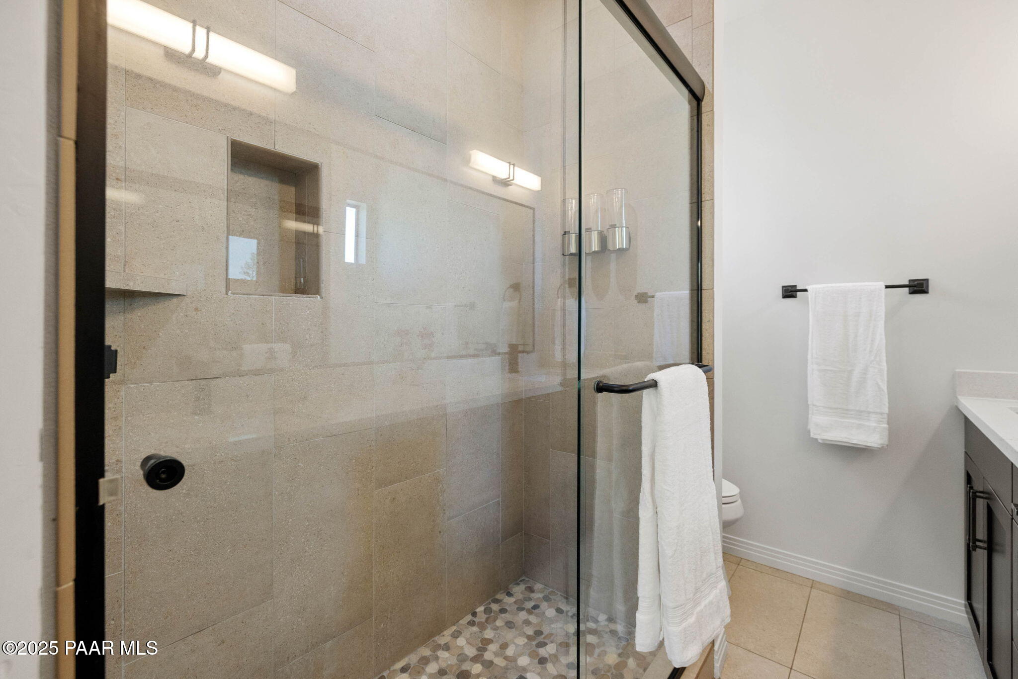 2196 Thumb Butte Road Prescott, AZ 86305 - Photo 22 of 42 Walk In Shower