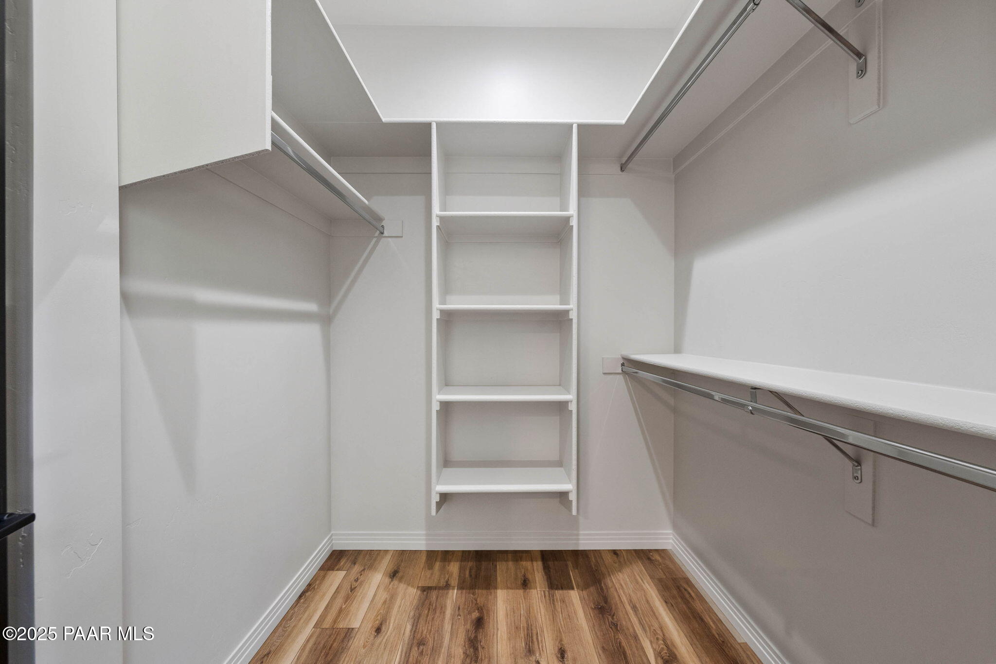 2196 Thumb Butte Road Prescott, AZ 86305 - Photo 23 of 42 Primary Closet