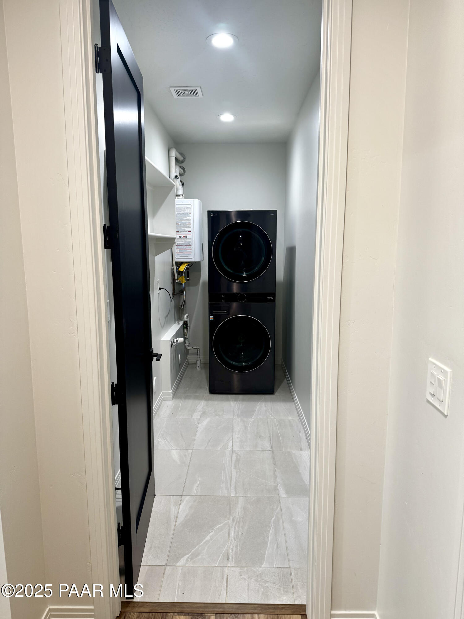 2196 Thumb Butte Road Prescott, AZ 86305 - Photo 29 of 42 Laundry Room
