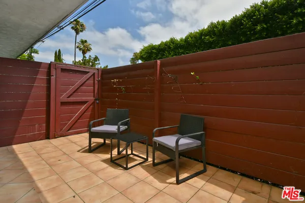 $749,000 | 2345 Roscomare Road, Unit 205, Los Angeles, CA 90077