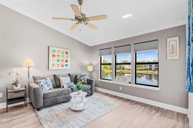 $1,600 | 4021 Crockers Lake Boulevard, Unit 24, Sarasota, FL 34238