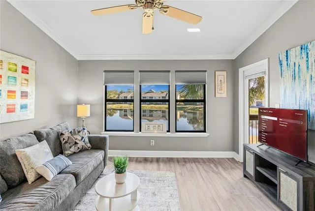 $1,600 | 4021 Crockers Lake Boulevard, Unit 24, Sarasota, FL 34238