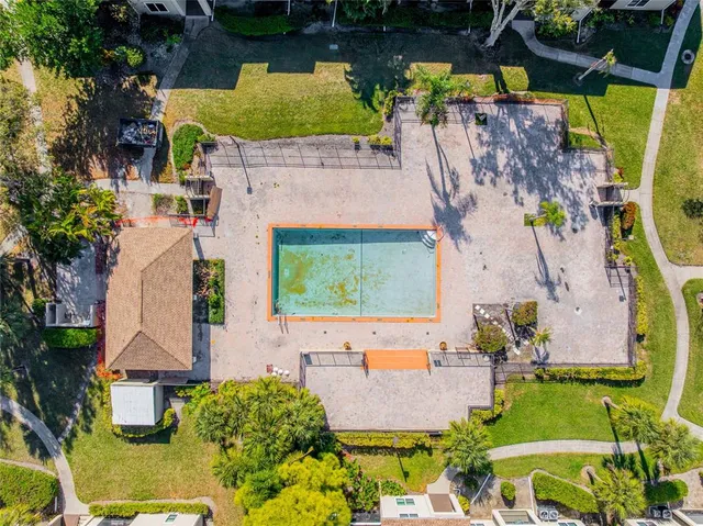 $1,600 | 4021 Crockers Lake Boulevard, Unit 24, Sarasota, FL 34238