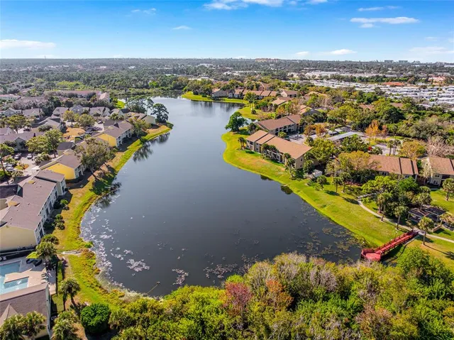 $1,600 | 4021 Crockers Lake Boulevard, Unit 24, Sarasota, FL 34238