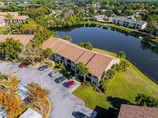 $1,600 | 4021 Crockers Lake Boulevard, Unit 24, Sarasota, FL 34238