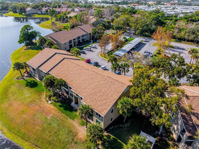 $1,600 | 4021 Crockers Lake Boulevard, Unit 24, Sarasota, FL 34238