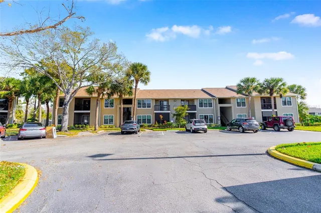 $1,600 | 4021 Crockers Lake Boulevard, Unit 24, Sarasota, FL 34238