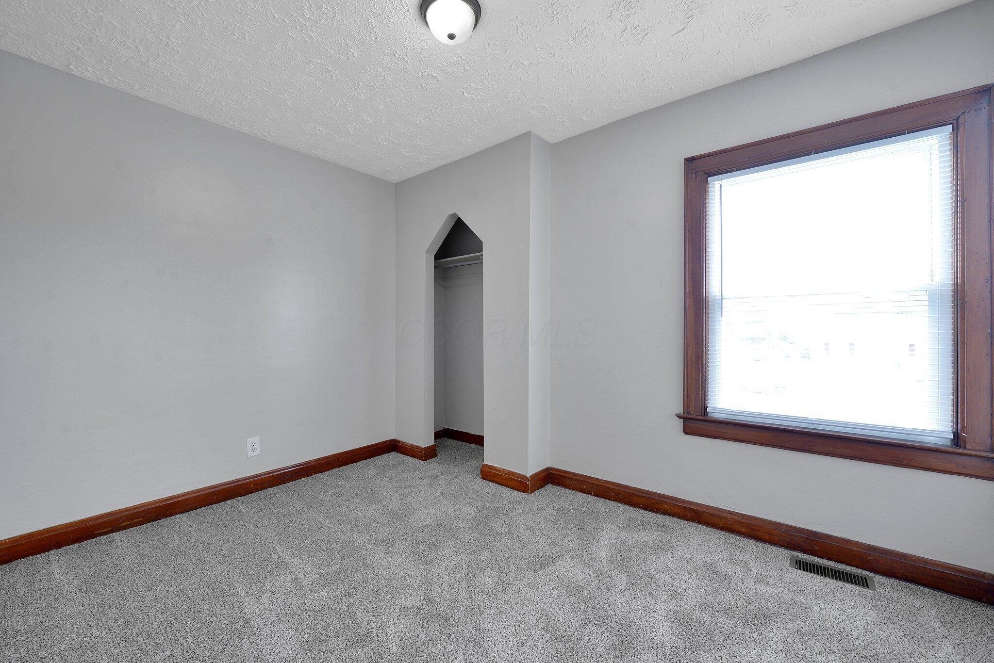 898-900 Berkeley Road Columbus, OH 43206 - Photo 18 of 55 20-web-or-mls-898-berkeley-rd