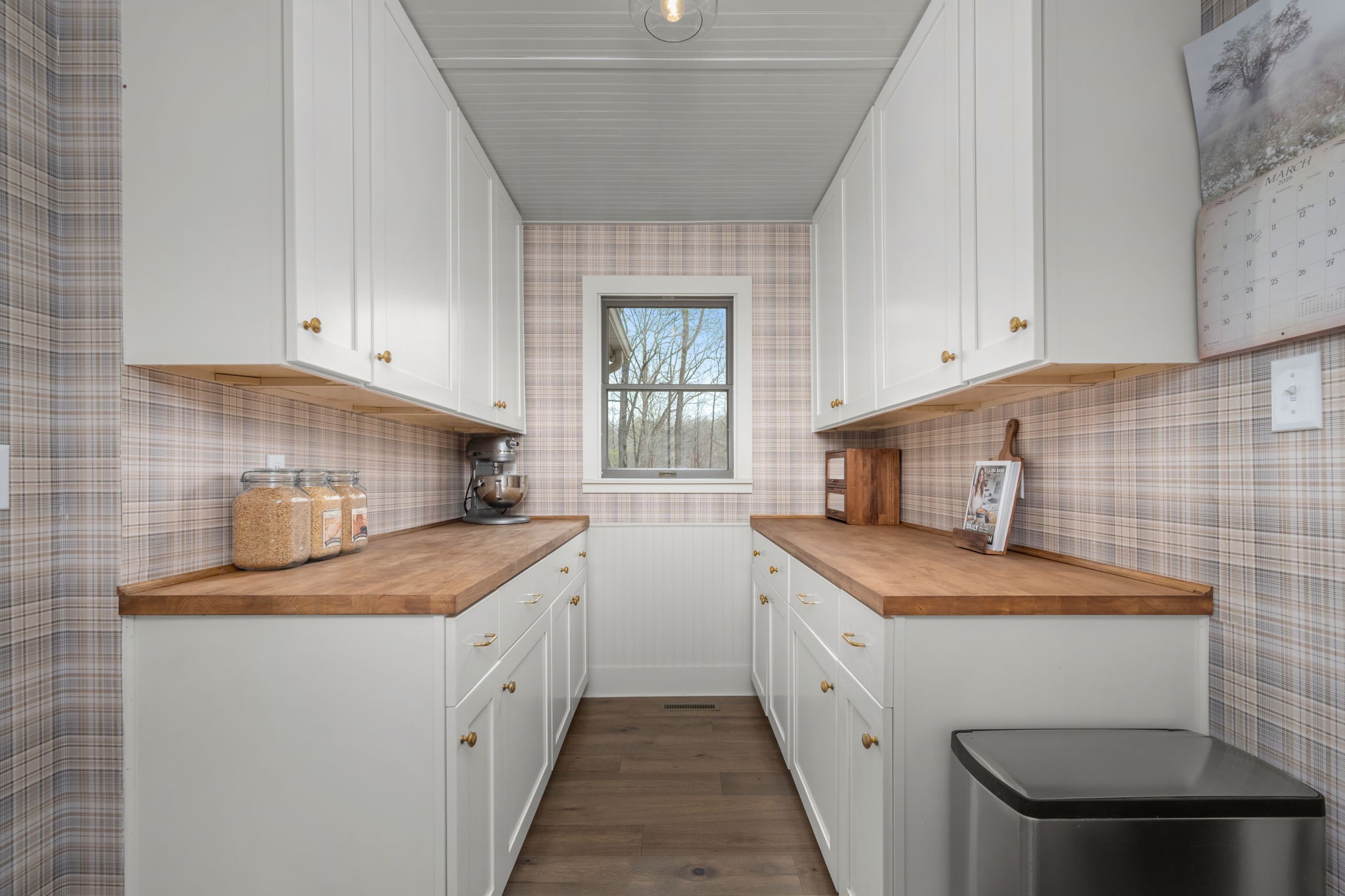 268 Davis Road Wartrace, TN 37183 - Photo 31 of 74 a kitchen with white cabinets and white appliances