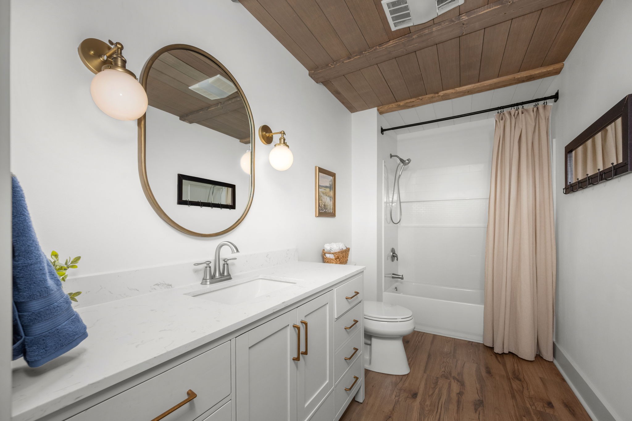 268 Davis Road Wartrace, TN 37183 - Photo 36 of 74 a bathroom with a sink a toilet and a mirror