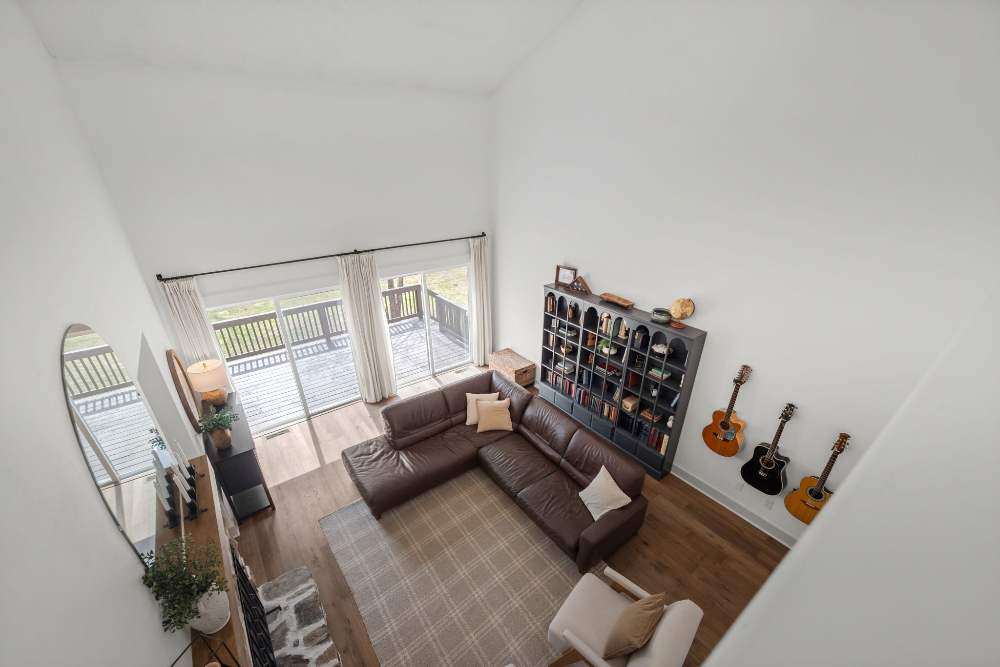 268 Davis Road Wartrace, TN 37183 - Photo 42 of 74 a living room with furniture and a couch