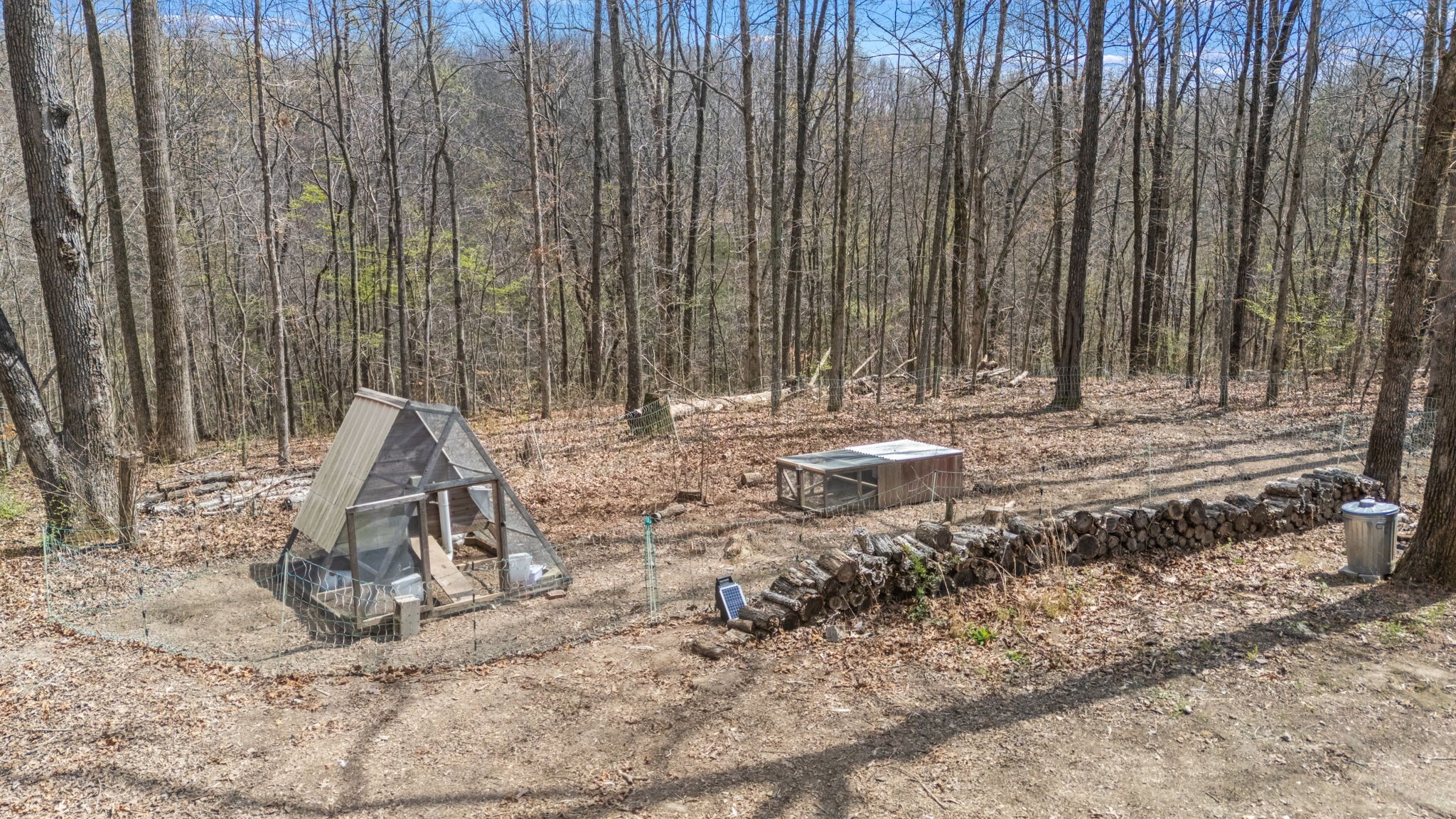 268 Davis Road Wartrace, TN 37183 - Photo 65 of 74 a view of a backyard with wooden fence