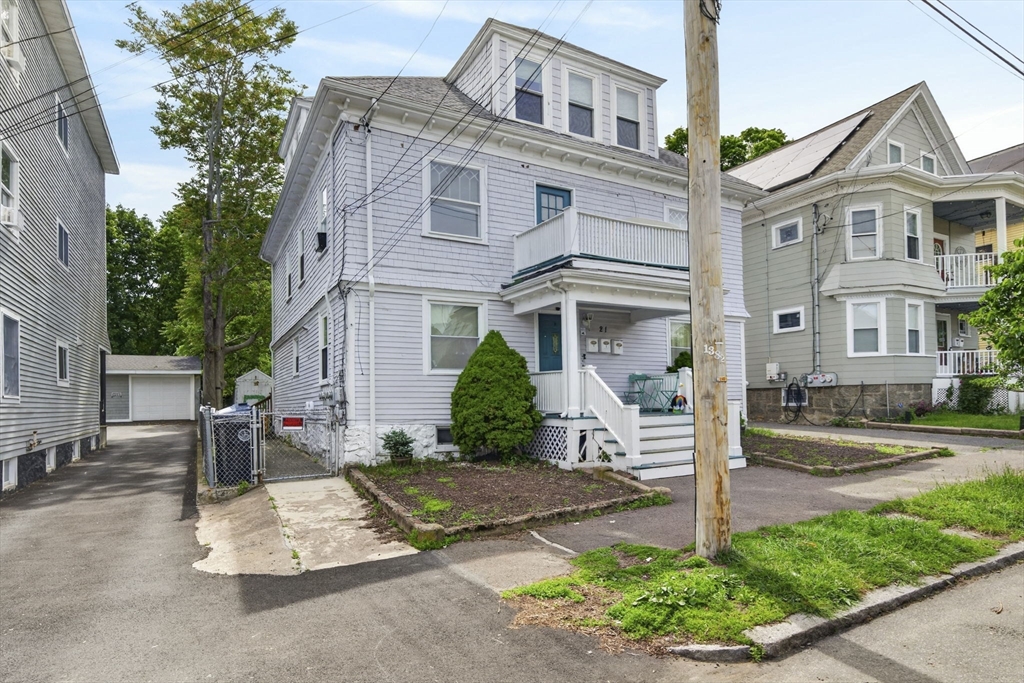 21 Dunlap Street, Unit 3 Salem, MA 01970 - Photo 3 of 25