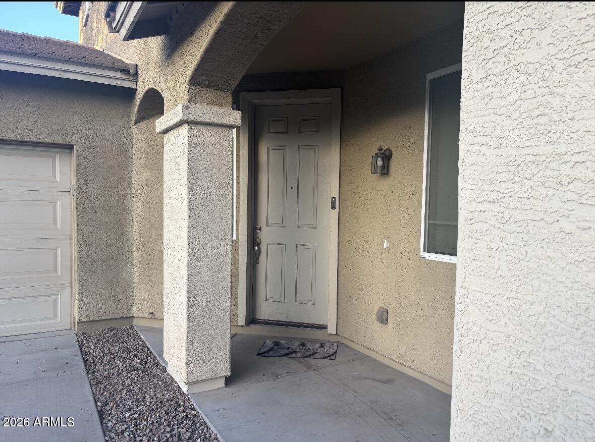 7516 South 27th Place Phoenix, AZ 85042 - Photo 4 of 40 IMG_4859