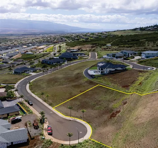 $819,000 | 20 North Laikeha Place, Unit 18, Wailuku, HI 96793