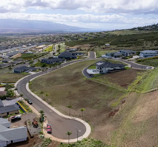 $819,000 | 20 North Laikeha Place, Unit 18, Wailuku, HI 96793