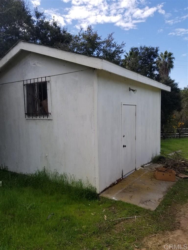 32255 Mountain View Road Bonsall, CA 92003 - Photo 15 of 18