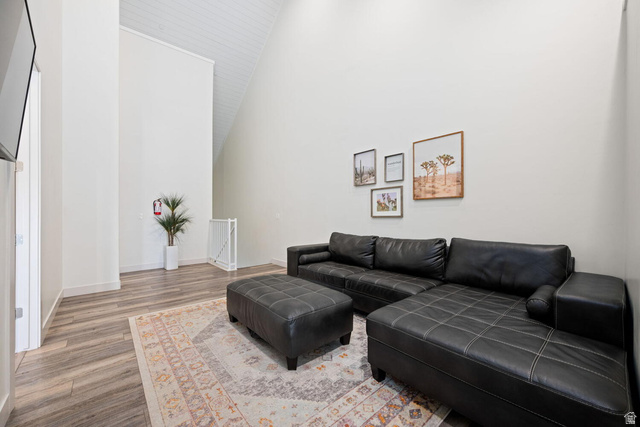 4281 Canterbury Road Hurricane, UT 84737 - Photo 11 of 24 Vaulted ceiling with shiplap detailing