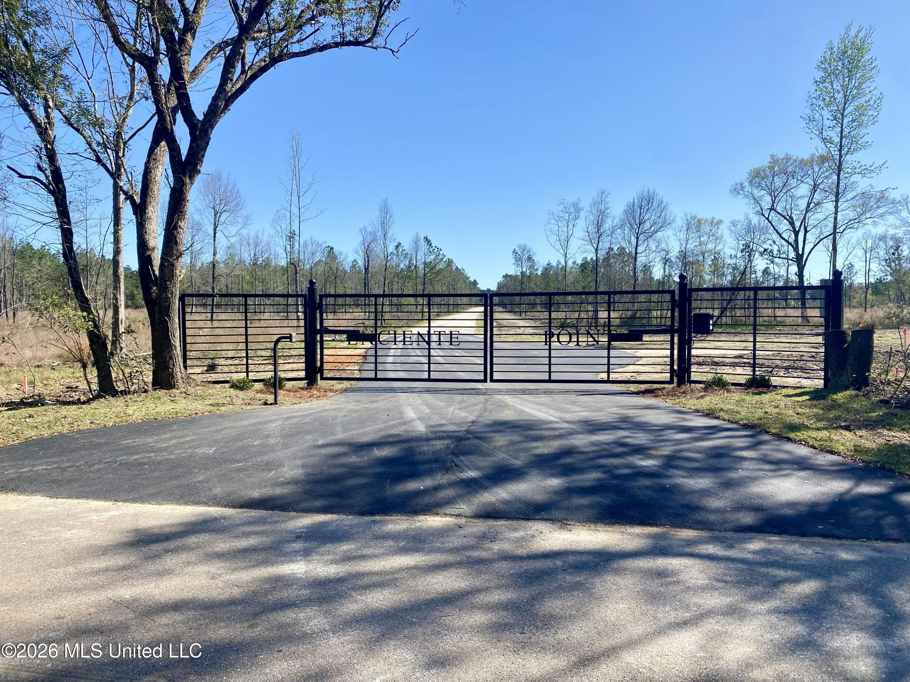 13000 Enciente Point Drive Kiln, MS 39556 - Photo 2 of 16 Enciente Point Entrance