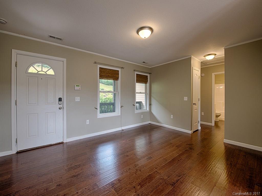 284 Barefoot Ridge Clyde, NC 28721 - Photo 4 of 20