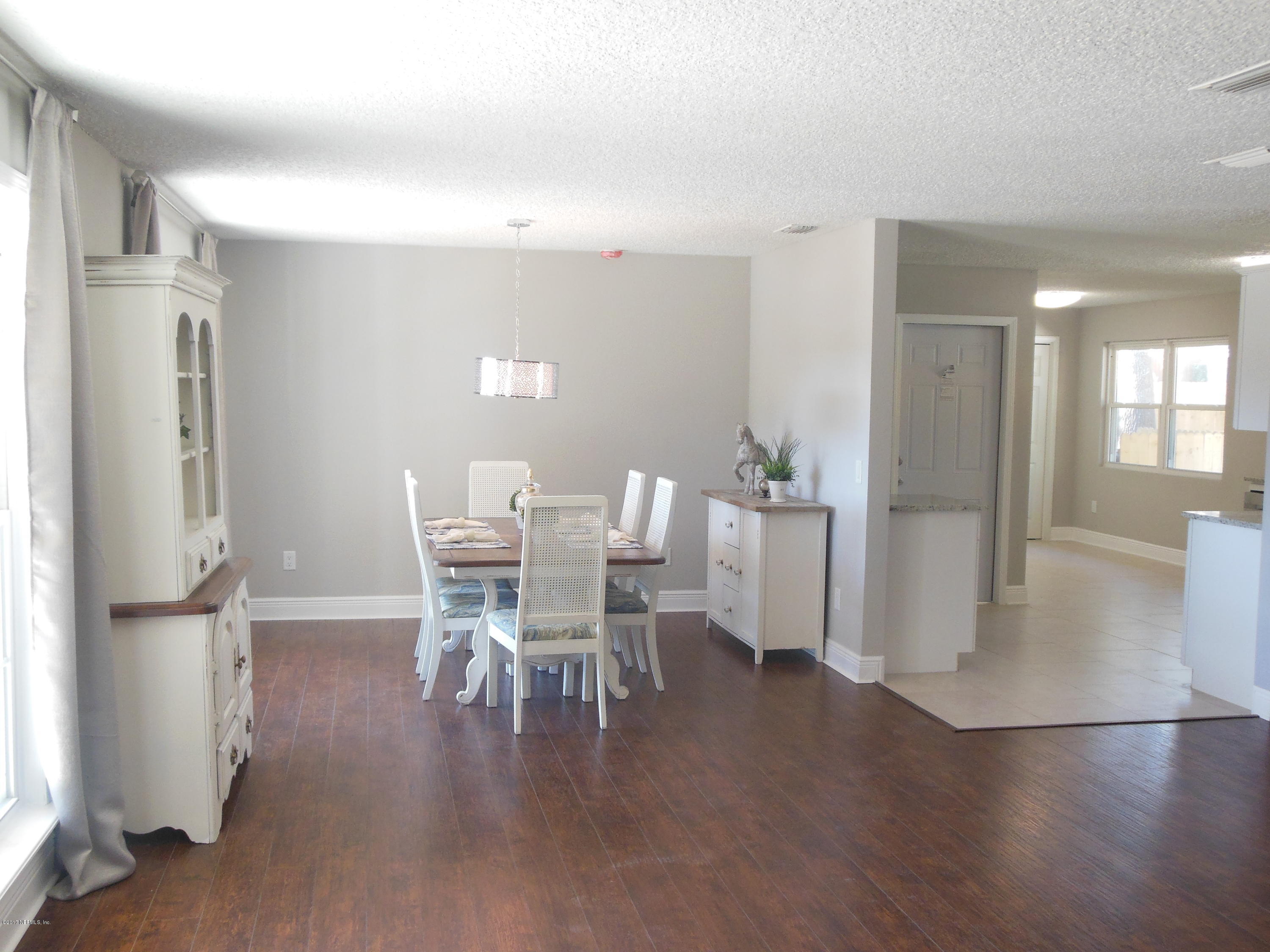 277 Foxridge Road Orange Park, FL 32065 - Photo 7 of 25 DINING ROOM
