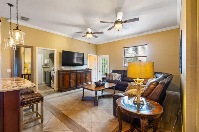 $560,000 | 2408 51st St Boulevard East, Bradenton, FL 34208