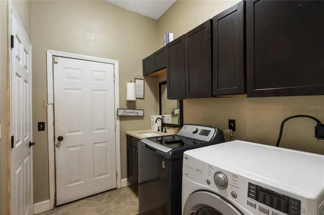 $560,000 | 2408 51st St Boulevard East, Bradenton, FL 34208