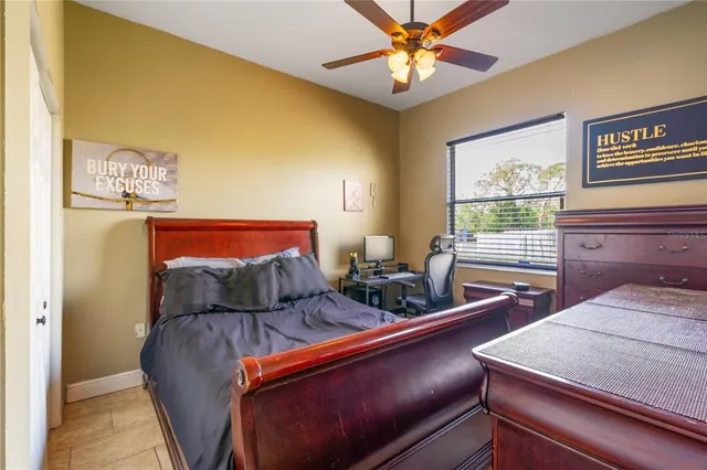 $560,000 | 2408 51st St Boulevard East, Bradenton, FL 34208