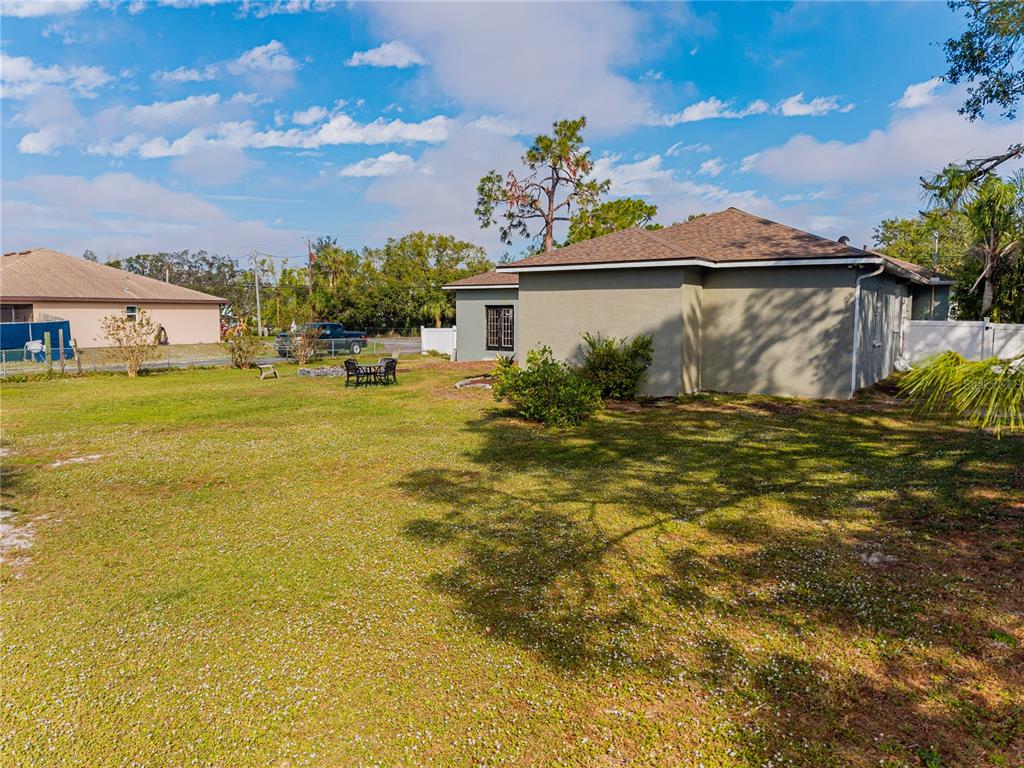 2408 51st St Boulevard East Bradenton, FL 34208 - Photo 42 of 46