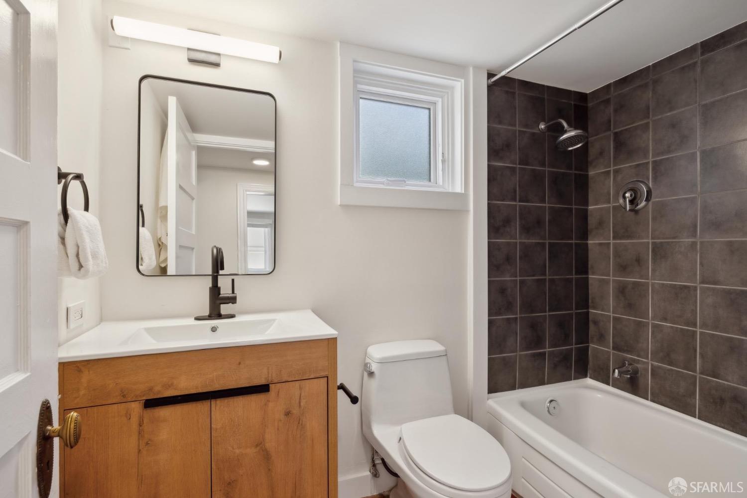 2341 Carleton Street Berkeley, CA 94704 - Photo 37 of 66