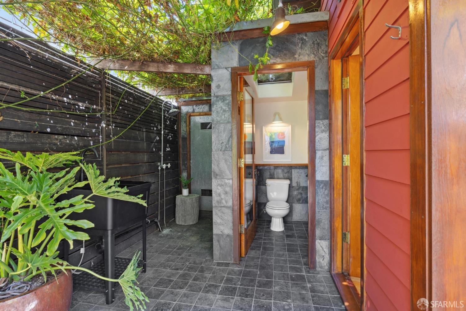 2341 Carleton Street Berkeley, CA 94704 - Photo 54 of 66