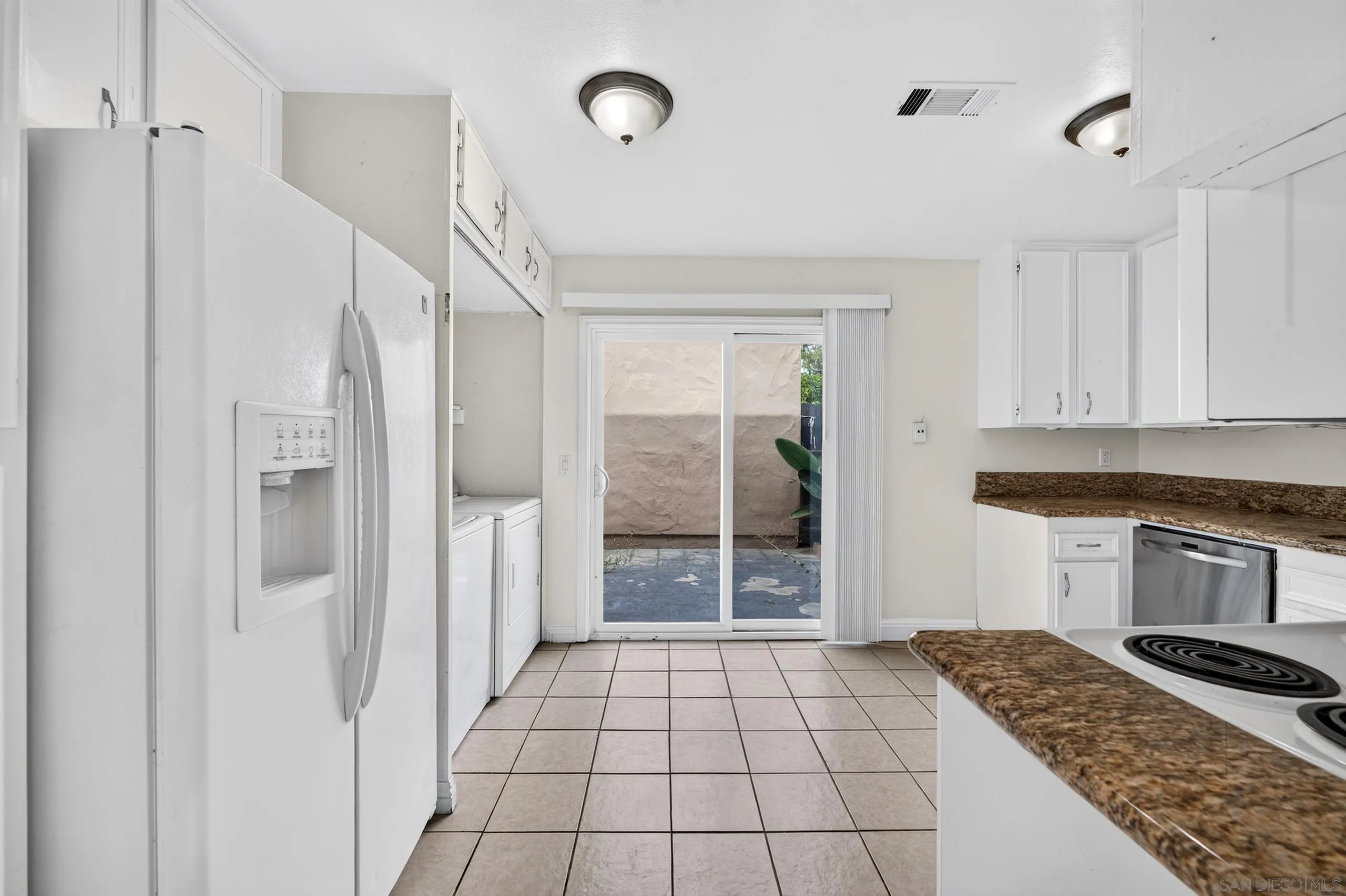 280 Roanoke Road El Cajon, CA 92020 - Photo 10 of 38 Gallery Image 10