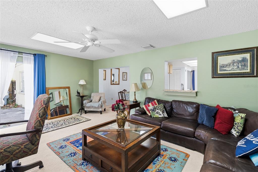 7401 121st Terrace Largo, FL 33773 - Photo 17 of 34