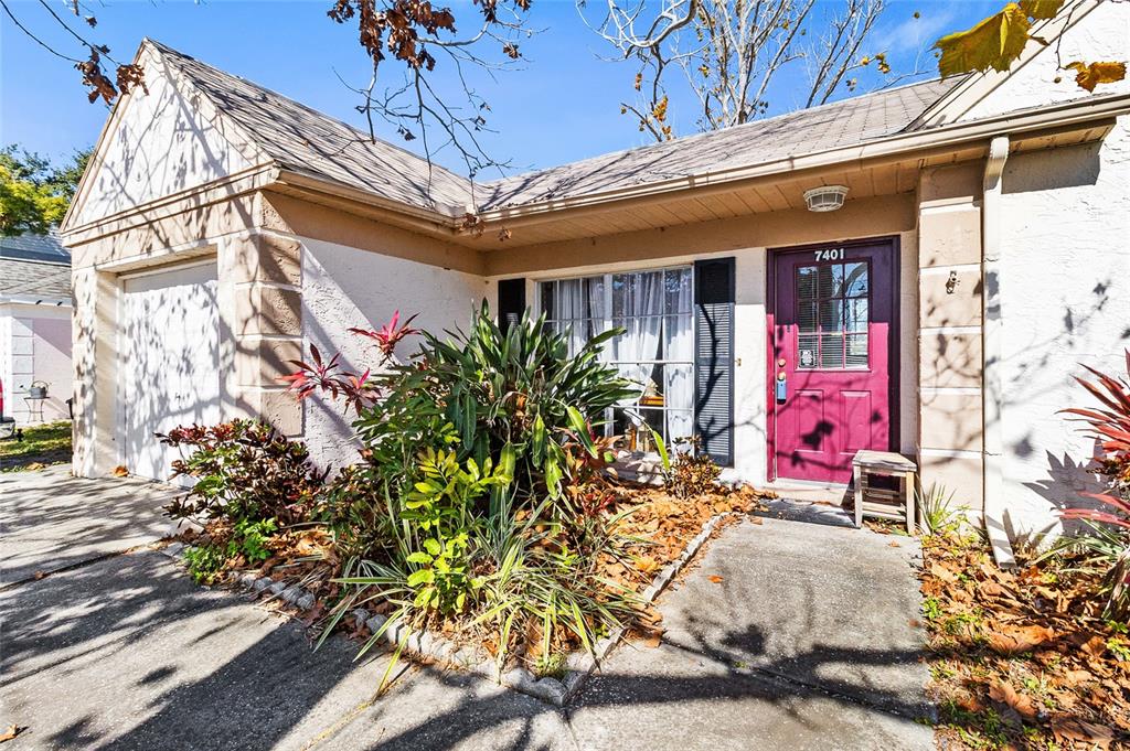 7401 121st Terrace Largo, FL 33773 - Photo 2 of 34