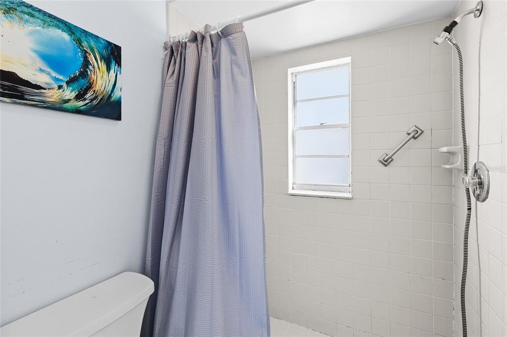 7401 121st Terrace Largo, FL 33773 - Photo 22 of 34