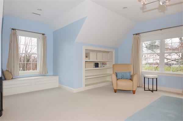 170 Putnam Hill Road Sutton, MA 01590 - Photo 11 of 29