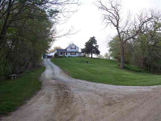 23903 West Concord Road Farmington, IL 61531 - Photo 4 of 14