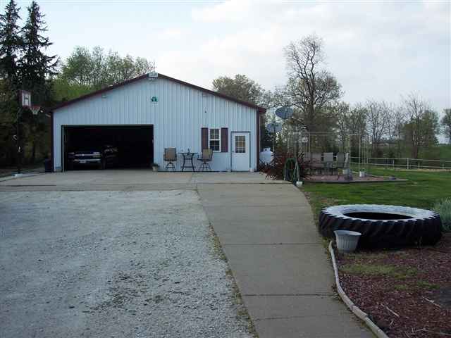 23903 West Concord Road Farmington, IL 61531 - Photo 10 of 14