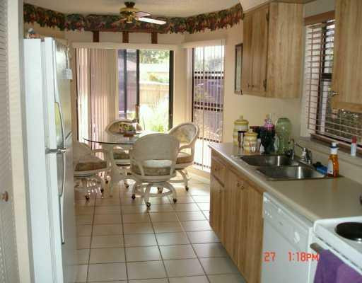 16714 Southwest 5th Way Weston, FL 33326 - Photo 2 of 5 Kitchen