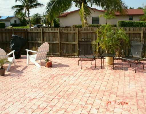 16714 Southwest 5th Way Weston, FL 33326 - Photo 5 of 5 Patio/Deck