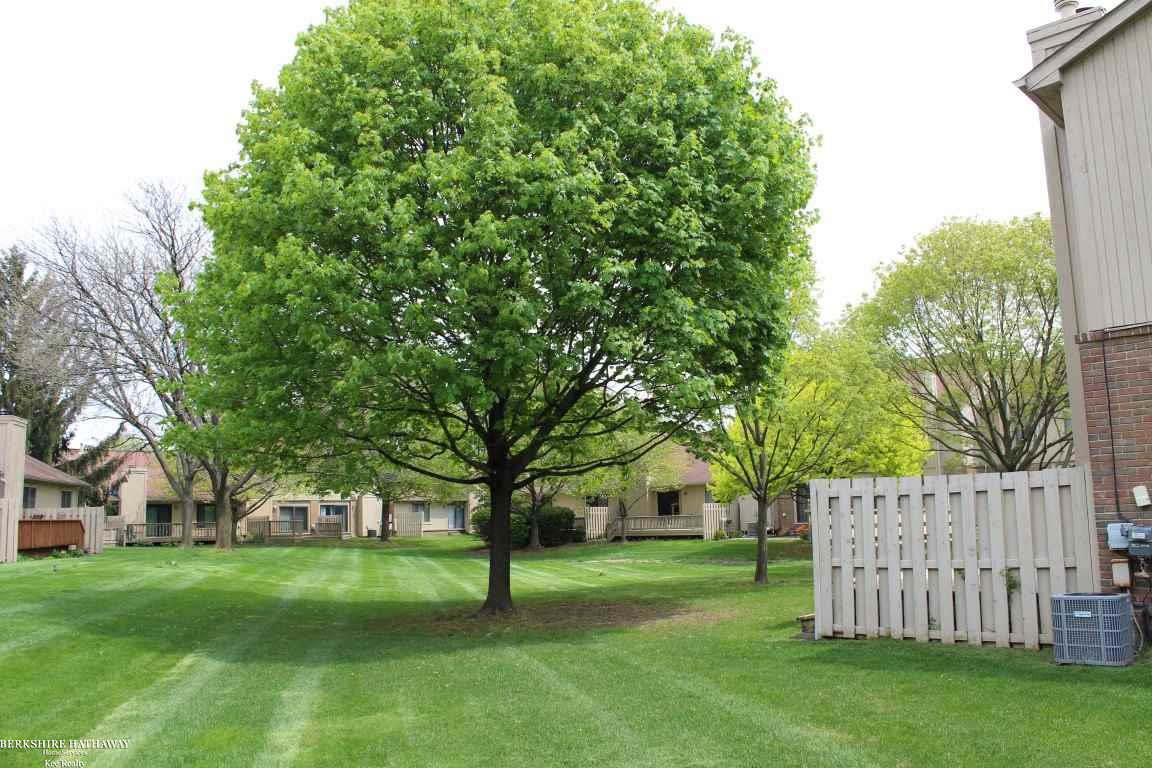 625 Byron Court Rochester Hills, MI 48307 - Photo 31 of 34