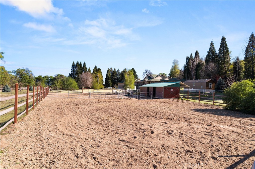 11821 Raspberry Lane Oak Glen, CA 92399 - Photo 44 of 49