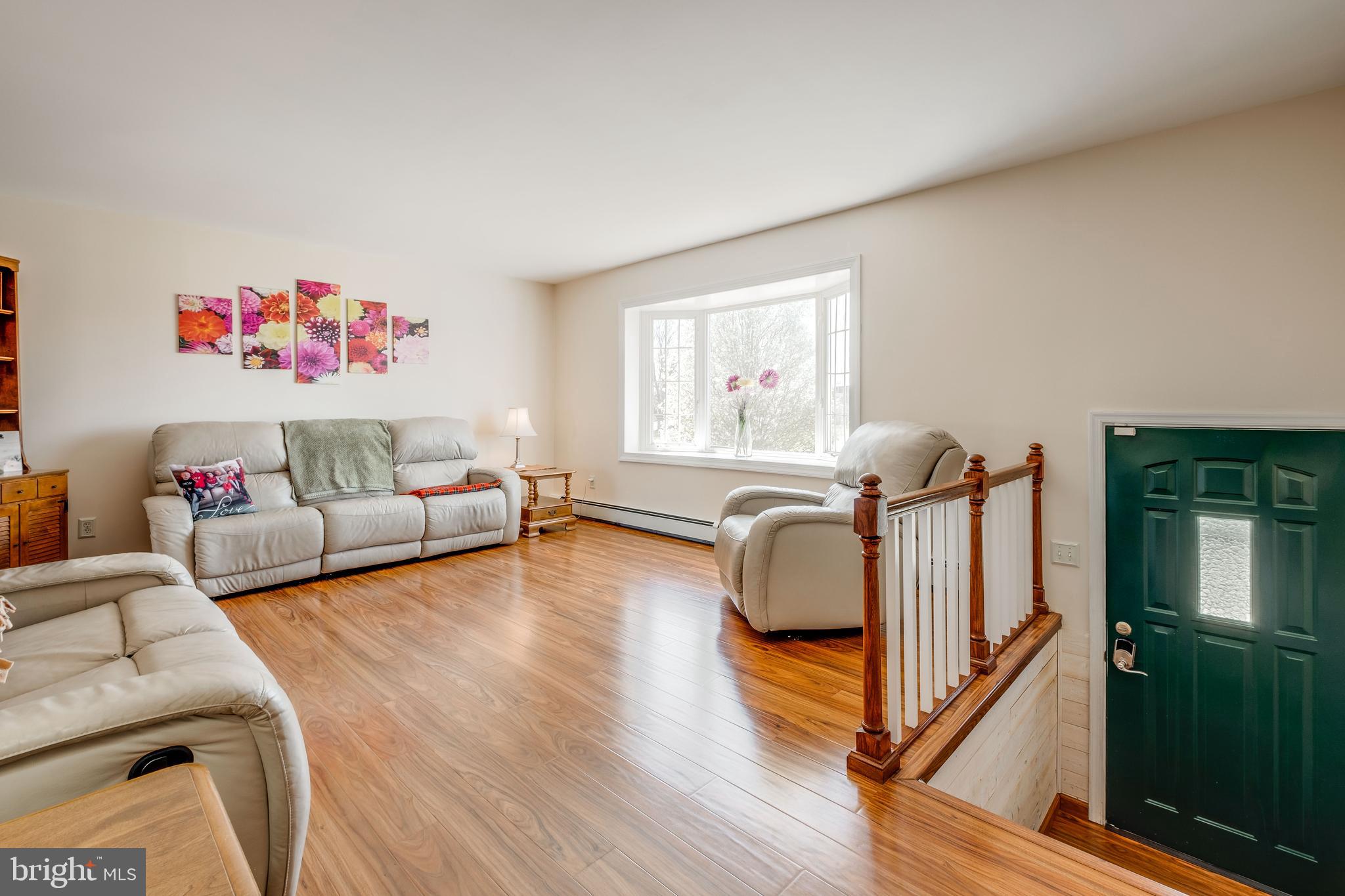 3521 Brookview Road Philadelphia, PA 19154 - Photo 18 of 49 Beautiful Laminate flooring