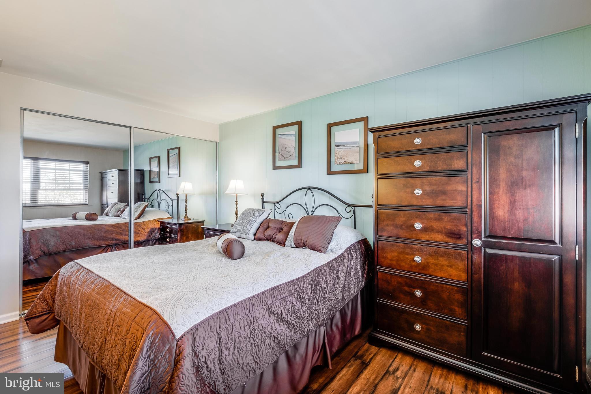 3521 Brookview Road Philadelphia, PA 19154 - Photo 23 of 49 Large closet