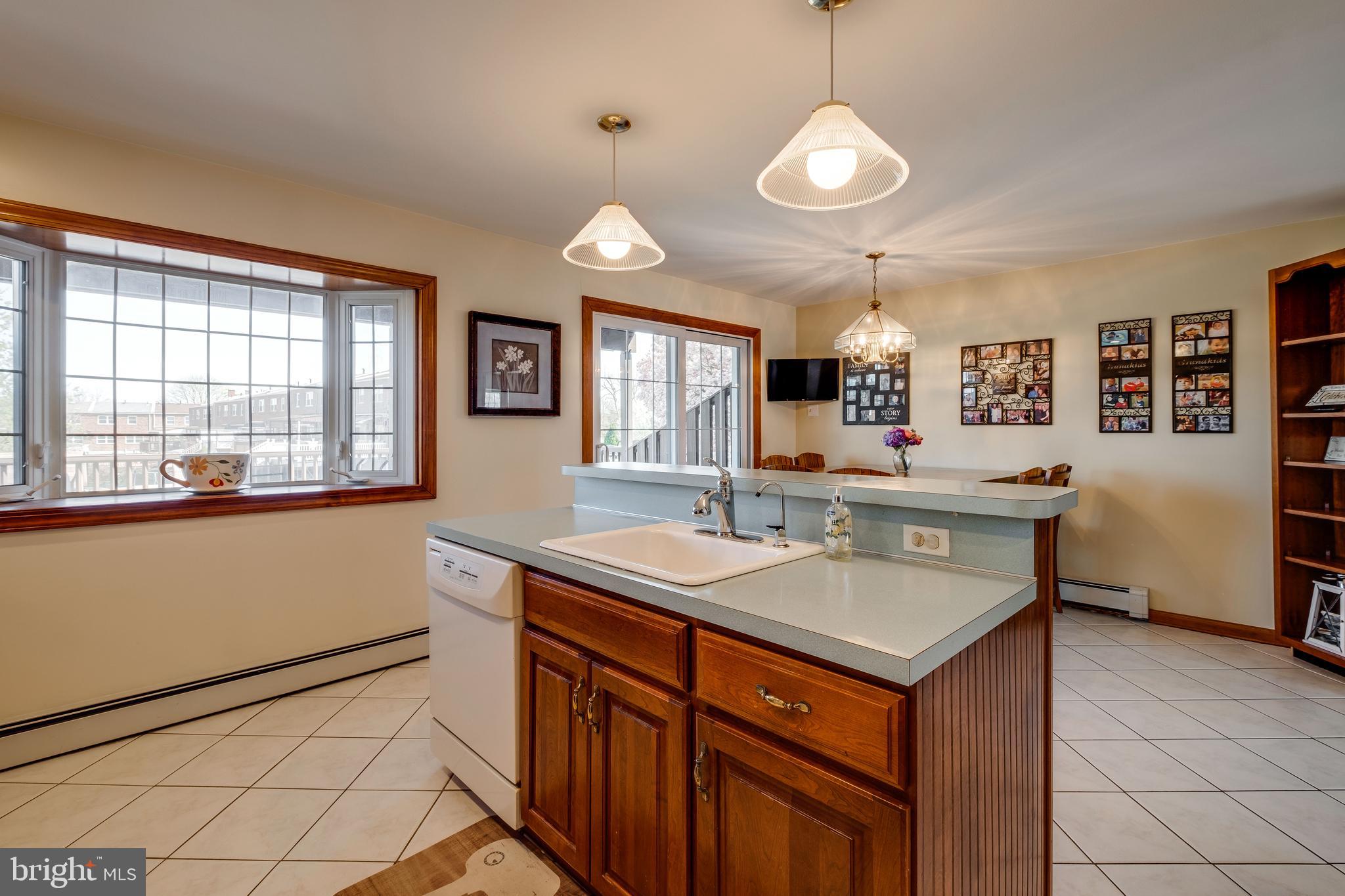 3521 Brookview Road Philadelphia, PA 19154 - Photo 5 of 49 Bay window over looks the deck, yard and pool