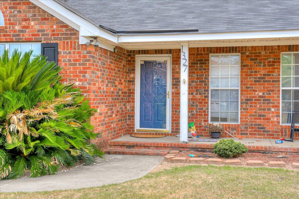 1327 Apache Trail Hephzibah, GA 30815 - Photo 4 of 32 04-104