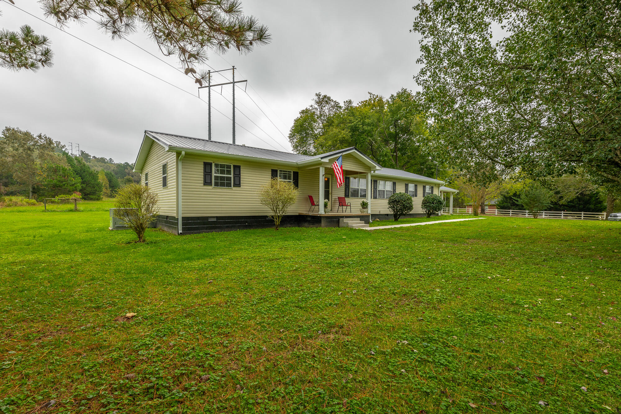 4204 Bill Jones Road Apison, TN 37302 - Photo 32 of 44 Side view