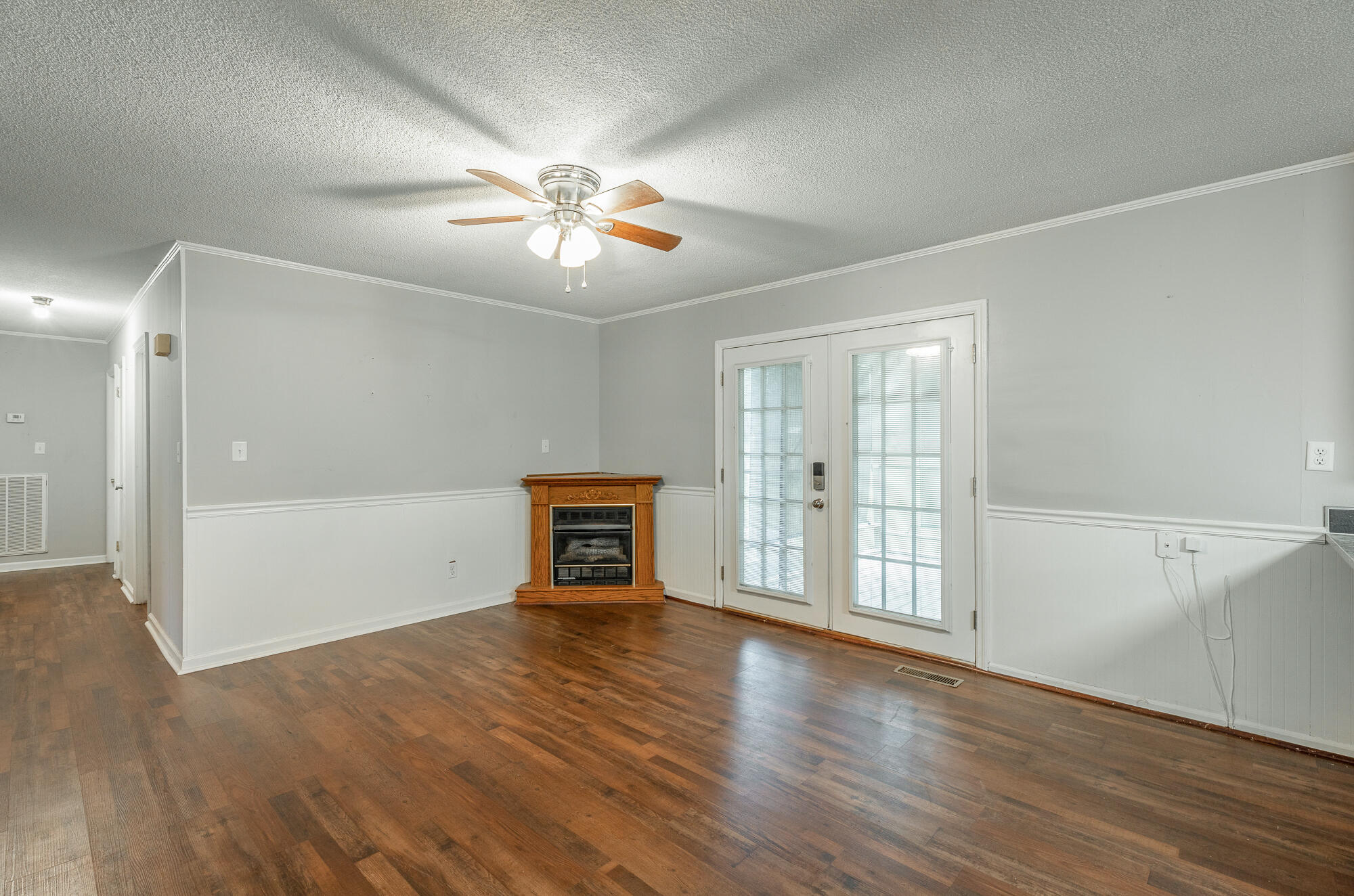 4204 Bill Jones Road Apison, TN 37302 - Photo 7 of 44 Family room