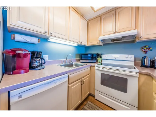 $368,000 | 1415 Northwest 31st Place, Unit 269, Lincoln City, OR 97367