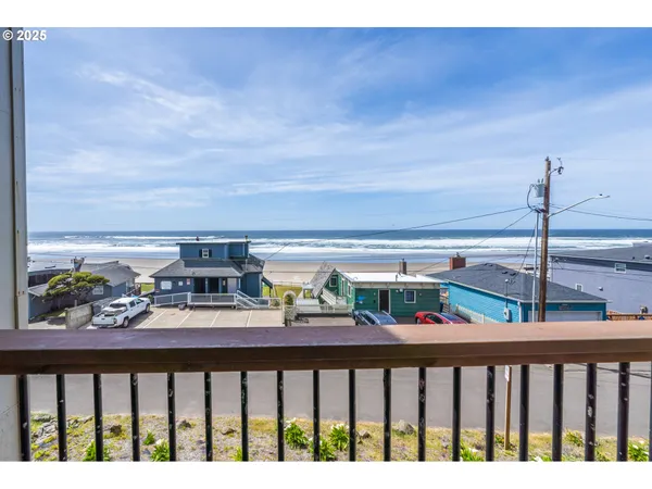 $368,000 | 1415 Northwest 31st Place, Unit 269, Lincoln City, OR 97367